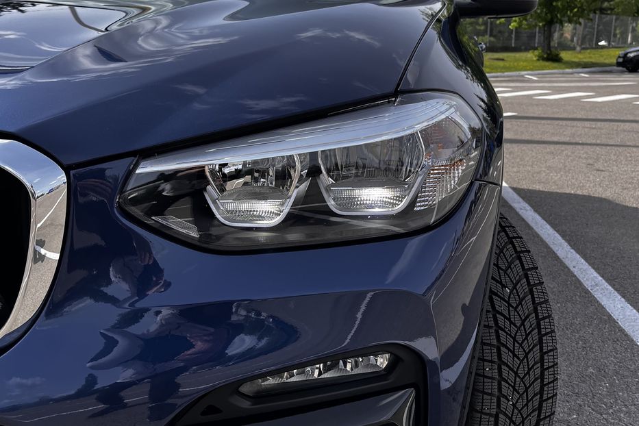 Продам BMW X3 LED NAVI KLIMA HYBRYD 4X4 2021 года в Житомире