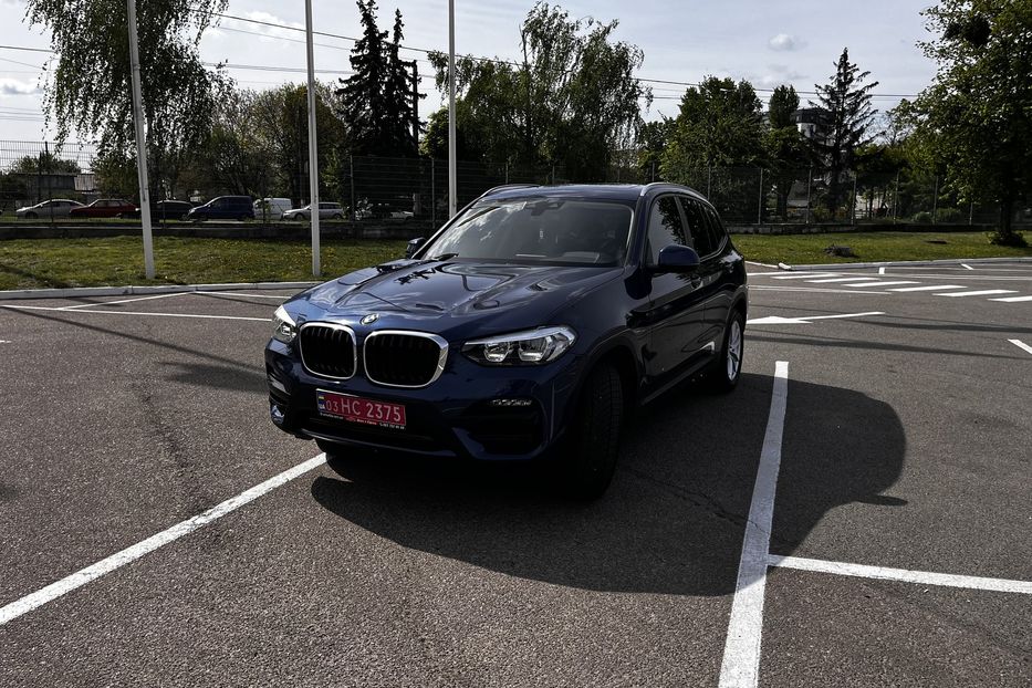 Продам BMW X3 LED NAVI KLIMA HYBRYD 4X4 2021 года в Житомире