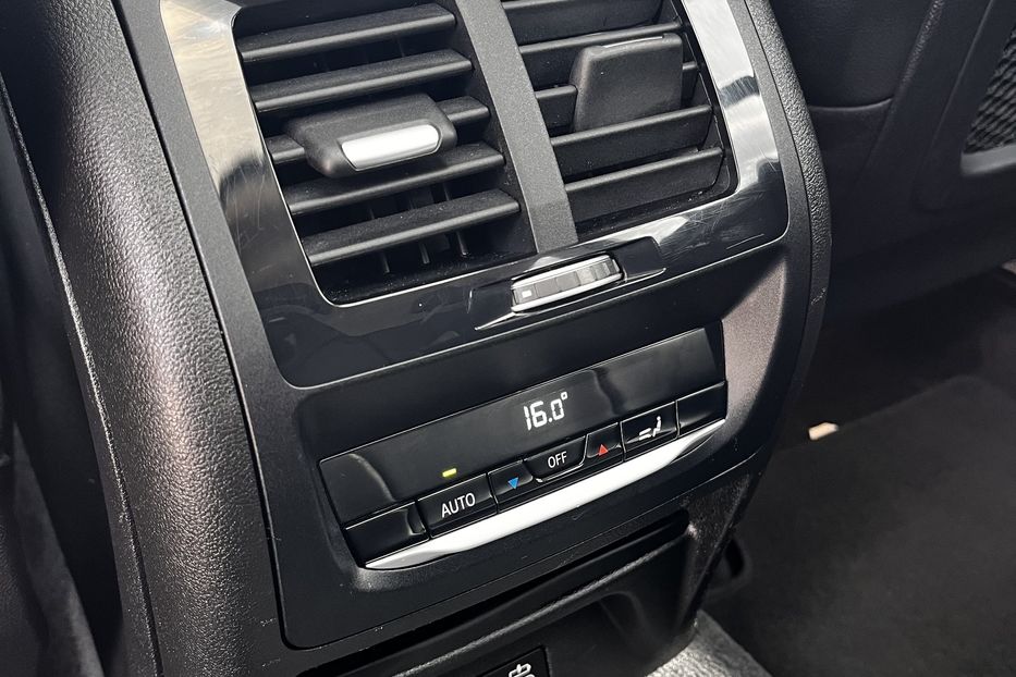 Продам BMW X3 LED NAVI KLIMA HYBRYD 4X4 2021 года в Житомире