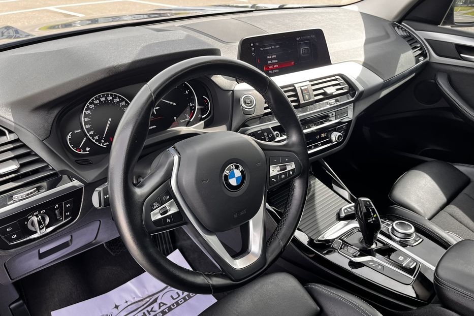 Продам BMW X3 LED NAVI KLIMA HYBRYD 4X4 2021 года в Житомире