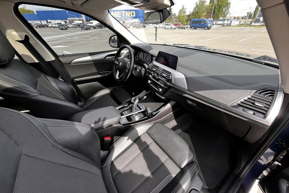 Продам BMW X3 LED NAVI KLIMA HYBRYD 4X4 2021 года в Житомире