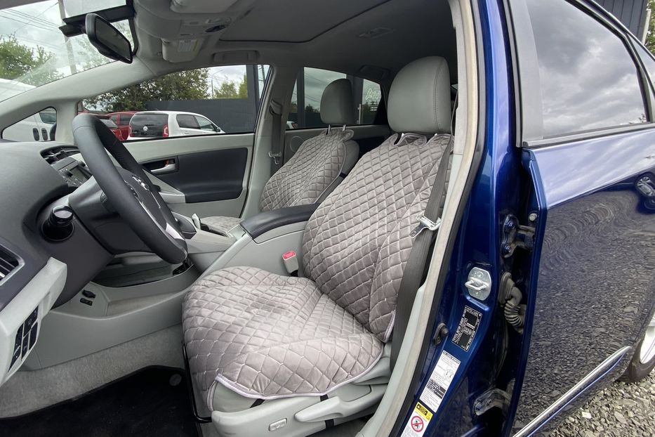 Продам Toyota Prius 2010 года в Луцке