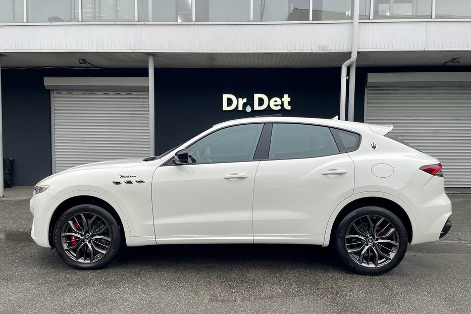 Продам Maserati Levante Modena 2022 года в Киеве