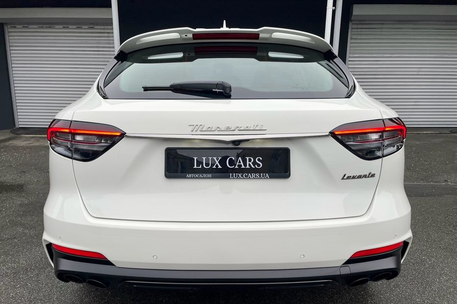 Продам Maserati Levante Modena 2022 года в Киеве