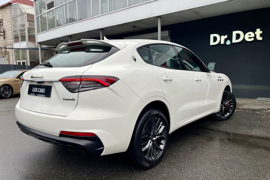 Продам Maserati Levante Modena 2022 года в Киеве