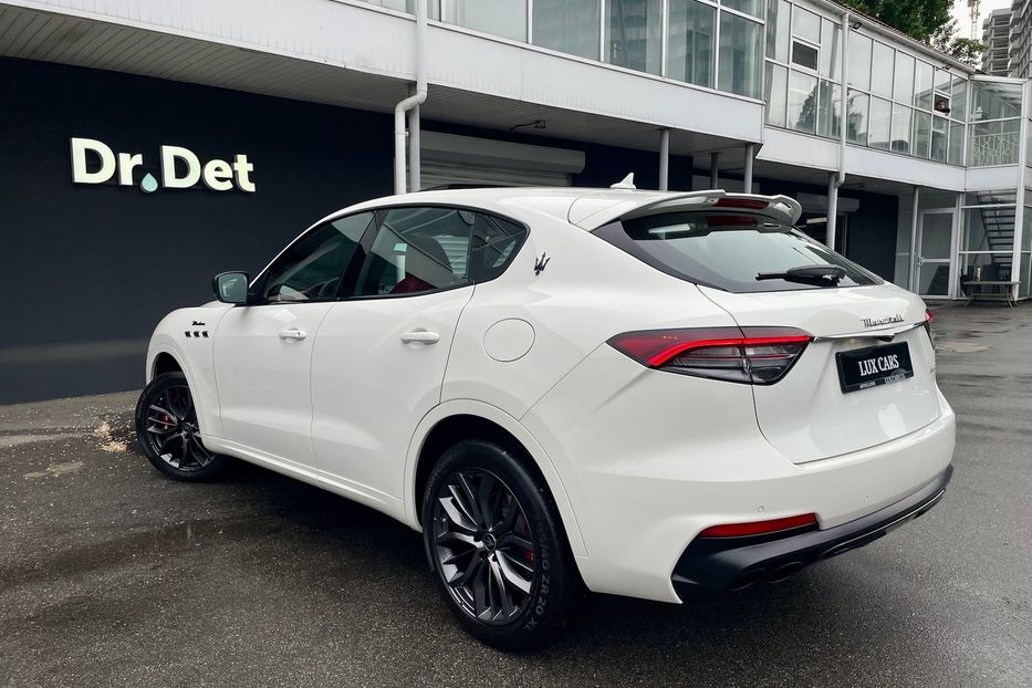 Продам Maserati Levante Modena 2022 года в Киеве