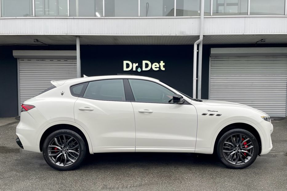 Продам Maserati Levante Modena 2022 года в Киеве
