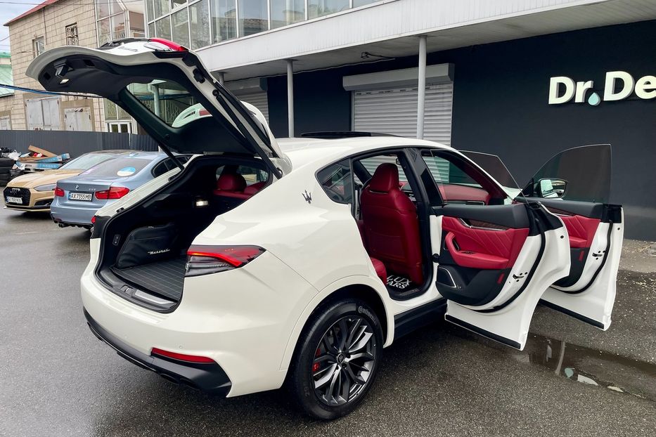 Продам Maserati Levante Modena 2022 года в Киеве