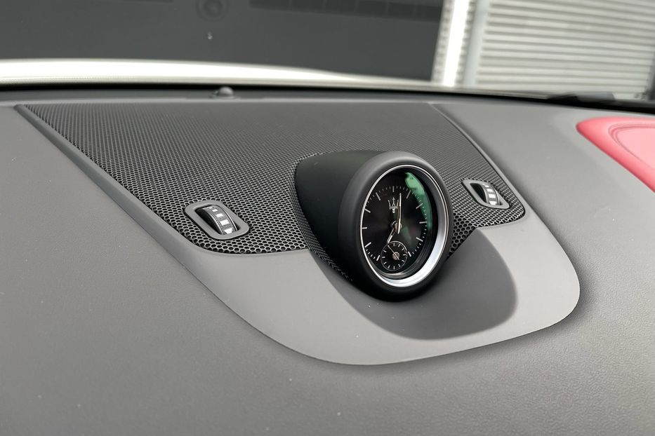 Продам Maserati Levante Modena 2022 года в Киеве