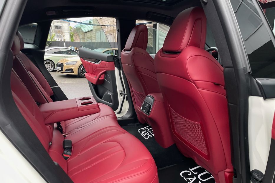 Продам Maserati Levante Modena 2022 года в Киеве