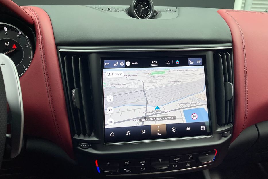 Продам Maserati Levante Modena 2022 года в Киеве