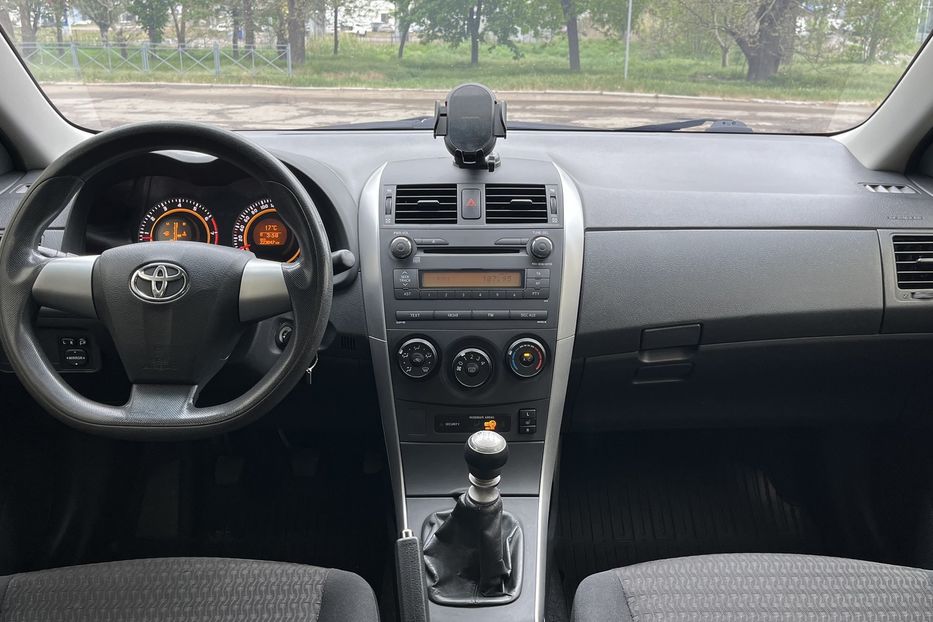 Продам Toyota Corolla Офіційна 2013 года в Николаеве