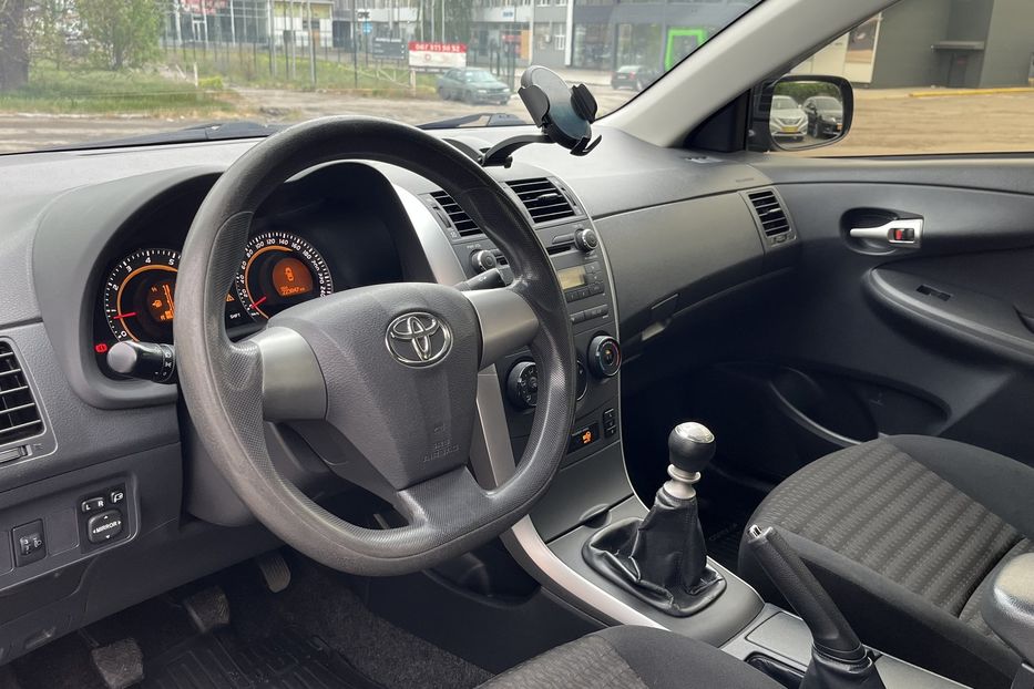 Продам Toyota Corolla Офіційна 2013 года в Николаеве