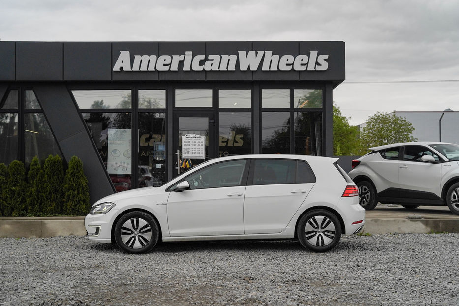 Продам Volkswagen e-Golf 2018 года в Черновцах