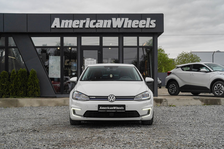 Продам Volkswagen e-Golf 2018 года в Черновцах