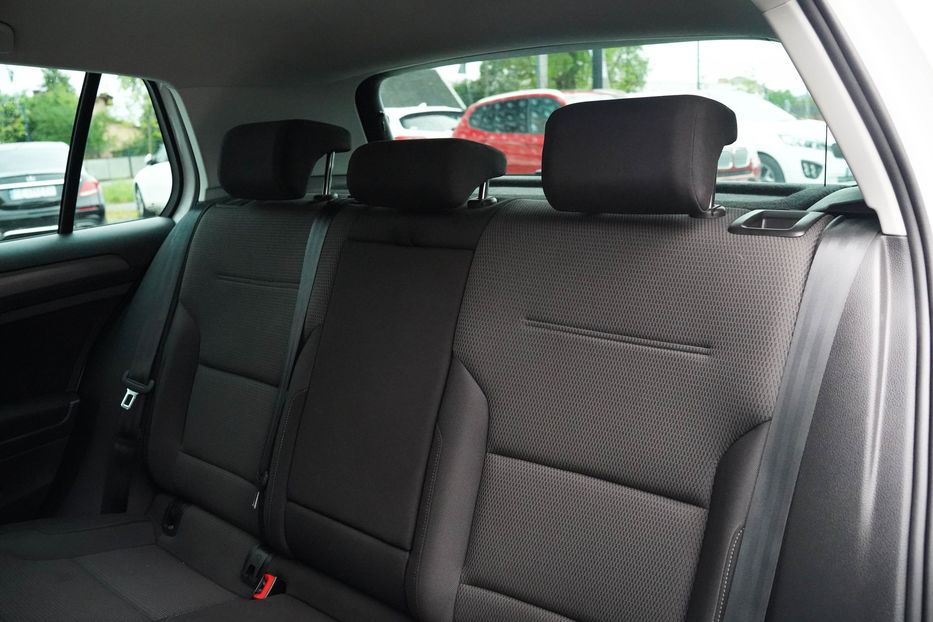 Продам Volkswagen e-Golf 2018 года в Черновцах