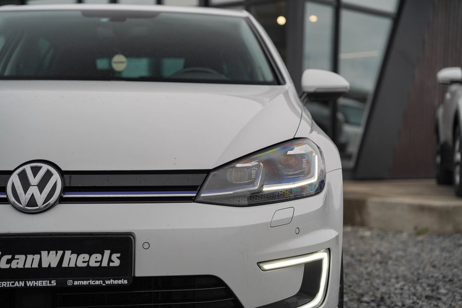Продам Volkswagen e-Golf 2018 года в Черновцах