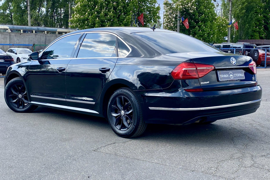 Продам Volkswagen Passat B7 2016 года в Киеве