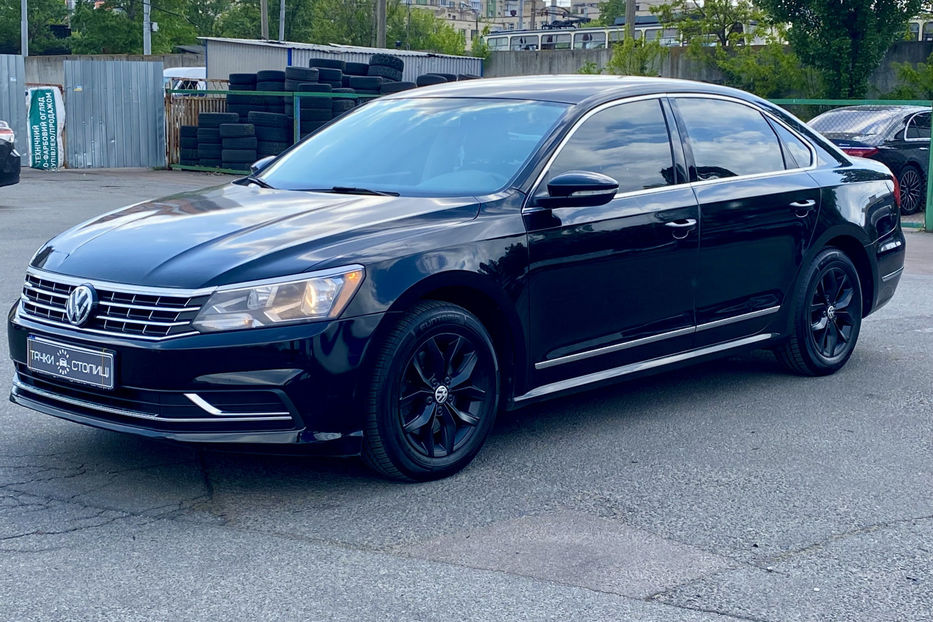 Продам Volkswagen Passat B7 2016 года в Киеве