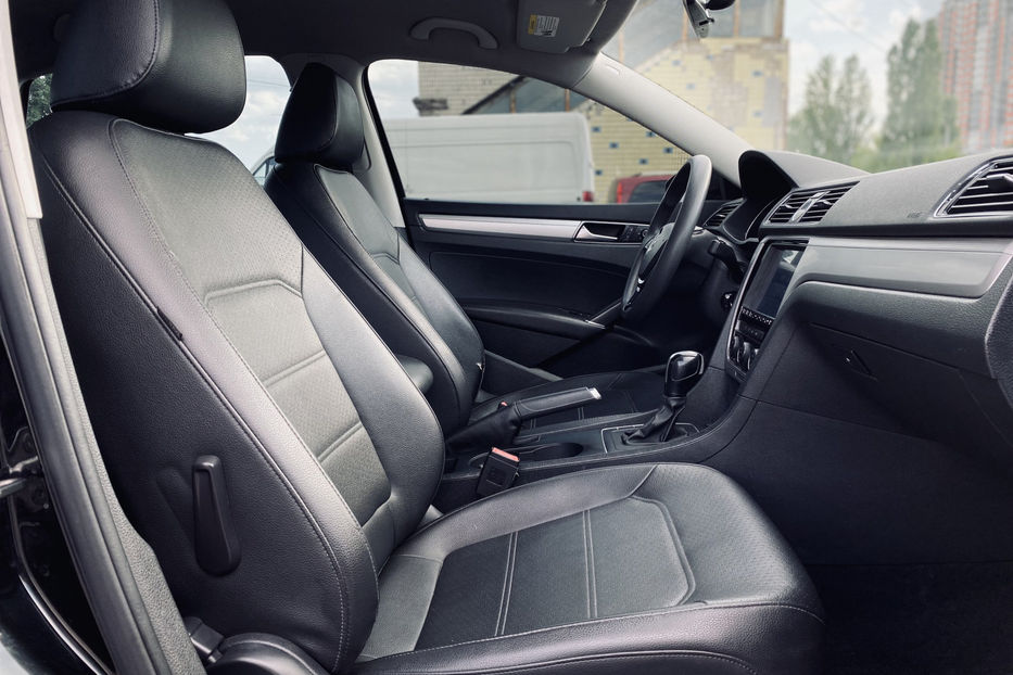 Продам Volkswagen Passat B7 2016 года в Киеве