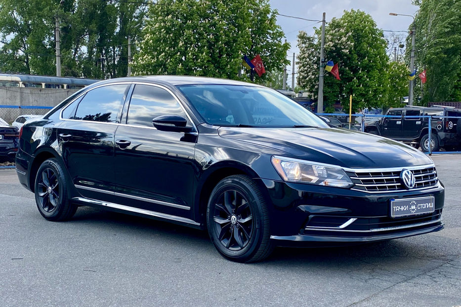 Продам Volkswagen Passat B7 2016 года в Киеве