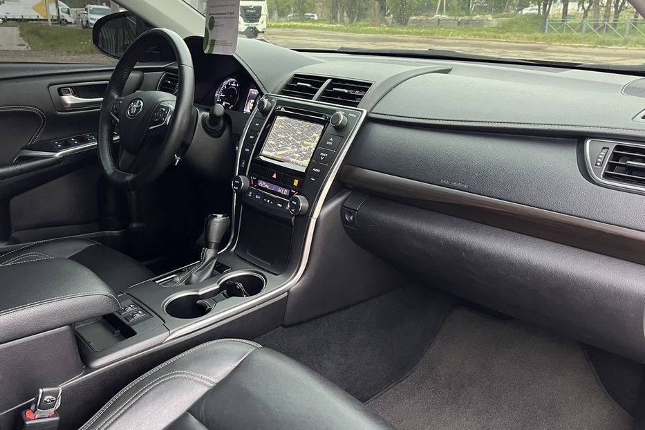 Продам Toyota Camry Full 2016 года в Николаеве
