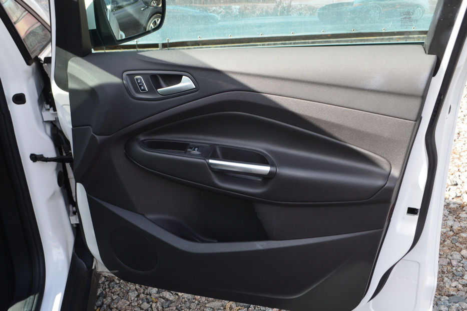 Продам Ford C-Max 2015 года в Киеве