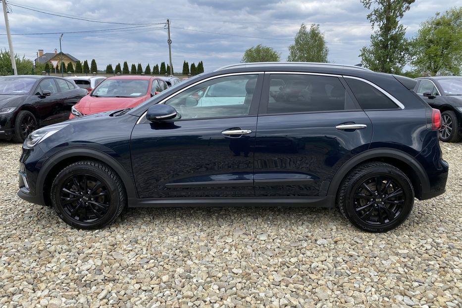 Продам Kia Niro 64кВт ТепловийПдгрвкермасидінь 2021 года в Львове