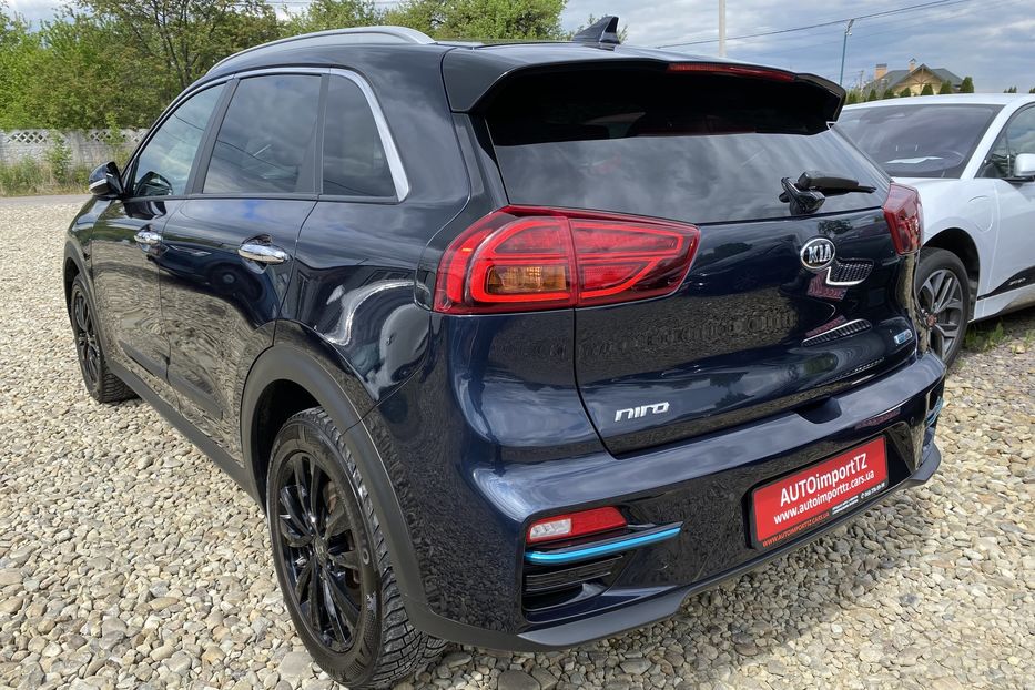 Продам Kia Niro 64кВт ТепловийПдгрвкермасидінь 2021 года в Львове