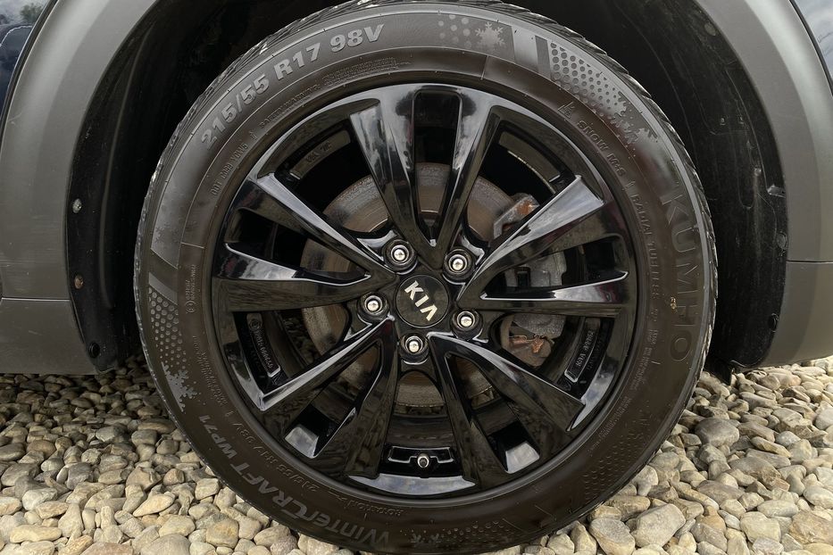 Продам Kia Niro 64кВт ТепловийПдгрвкермасидінь 2021 года в Львове