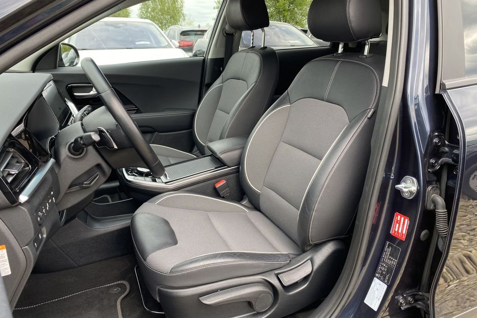 Продам Kia Niro 64кВт ТепловийПдгрвкермасидінь 2021 года в Львове
