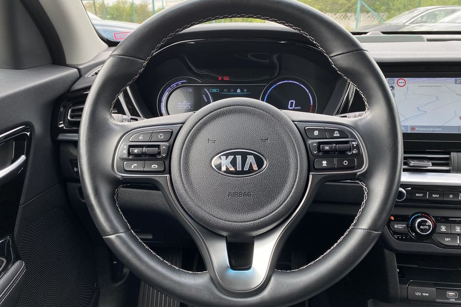 Продам Kia Niro 64кВт ТепловийПдгрвкермасидінь 2021 года в Львове