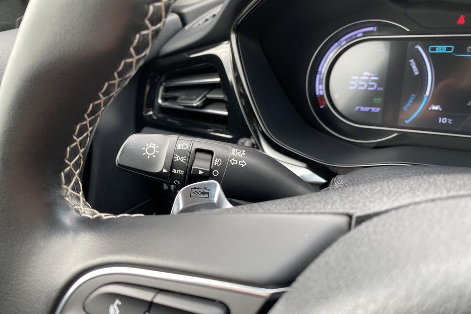 Продам Kia Niro 64кВт ТепловийПдгрвкермасидінь 2021 года в Львове