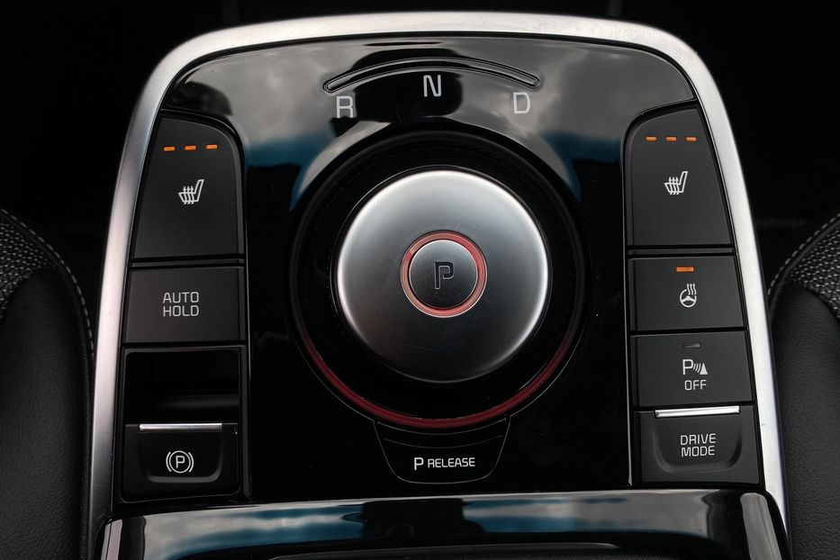 Продам Kia Niro 64кВт ТепловийПдгрвкермасидінь 2021 года в Львове