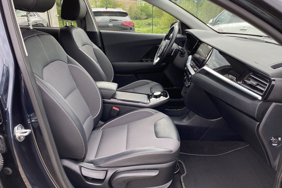 Продам Kia Niro 64кВт ТепловийПдгрвкермасидінь 2021 года в Львове