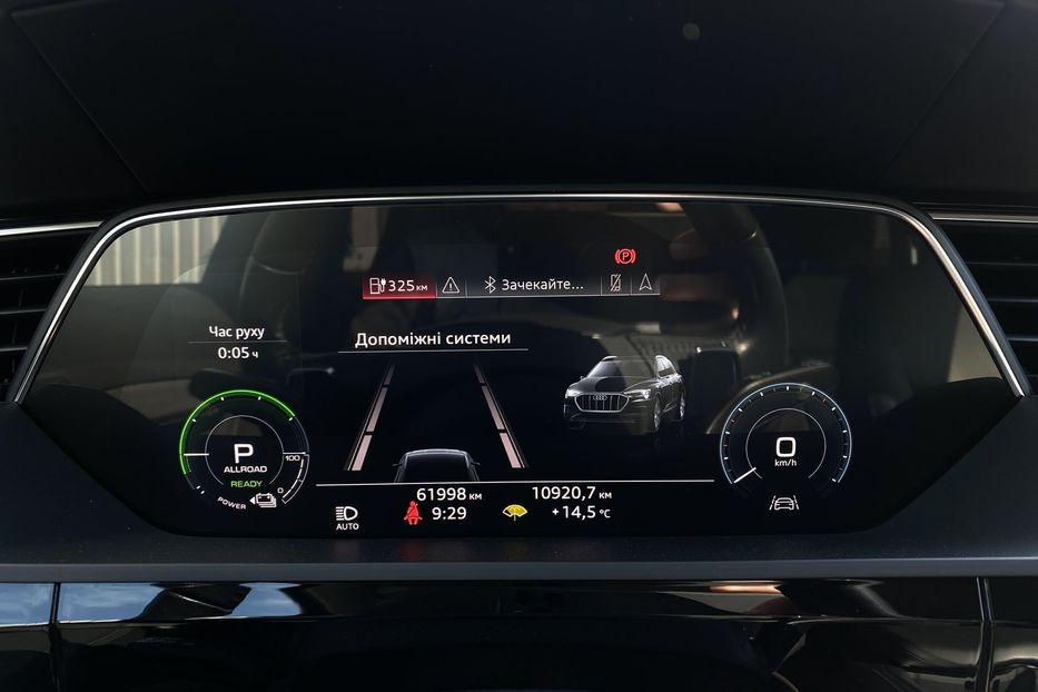 Продам Audi E-Tron Максимальна комплектація 2019 года в Львове