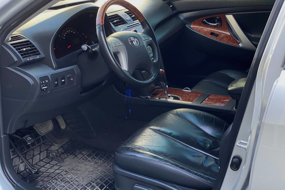Продам Toyota Camry 2007 года в Днепре