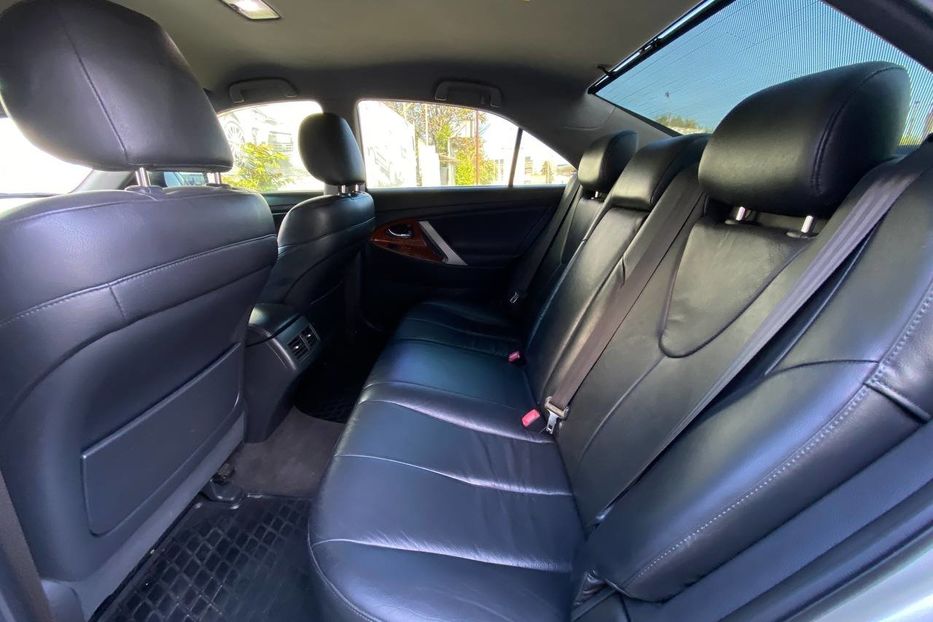 Продам Toyota Camry 2007 года в Днепре