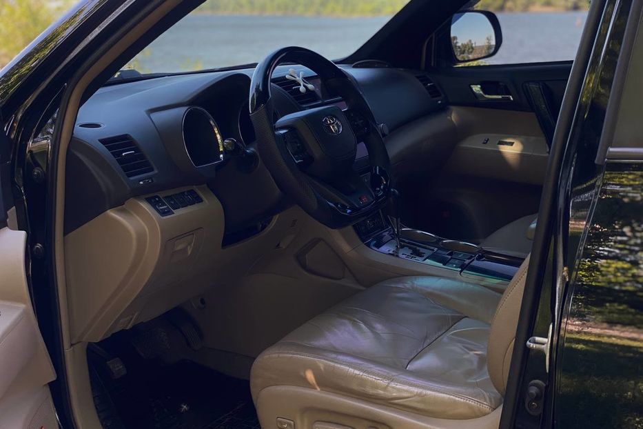 Продам Toyota Highlander 2008 года в Днепре