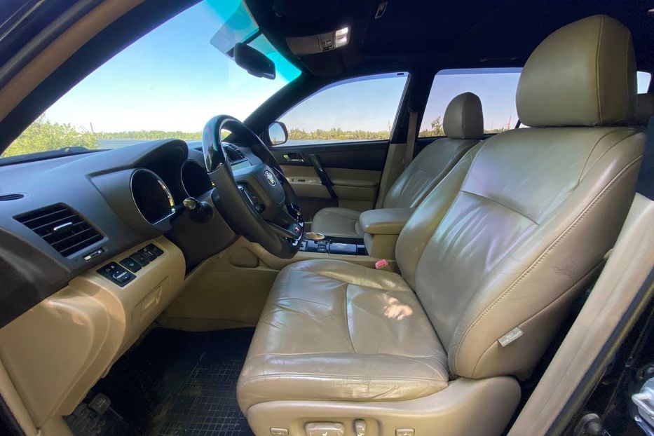 Продам Toyota Highlander 2008 года в Днепре