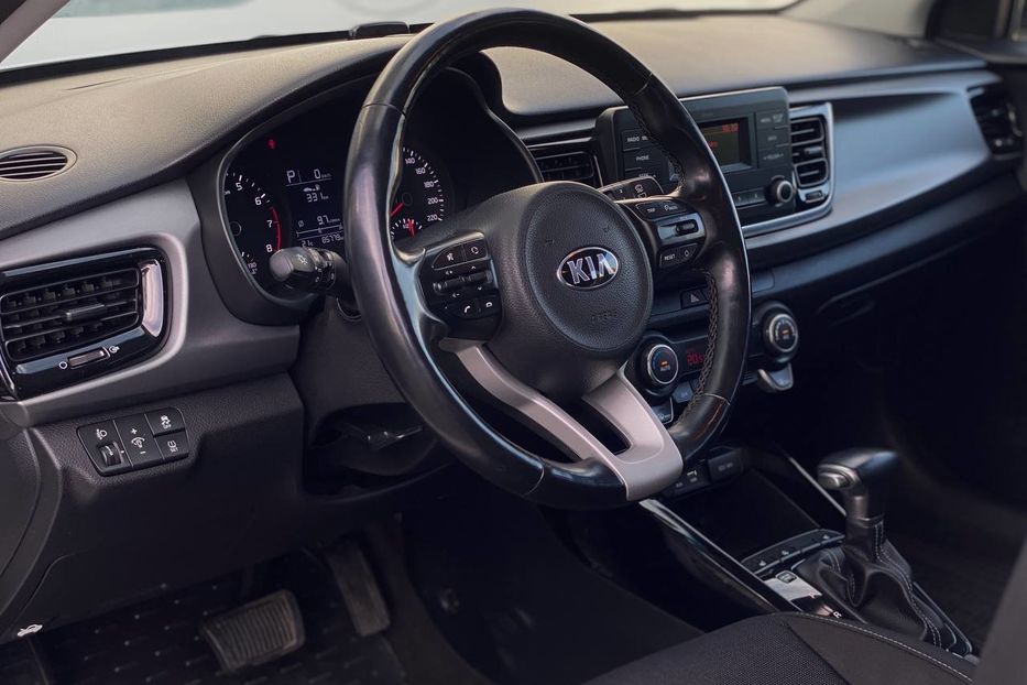 Продам Kia Rio 2017 года в Днепре