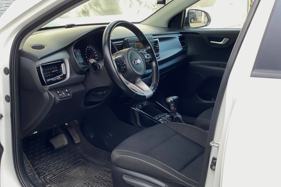 Продам Kia Rio 2017 года в Днепре