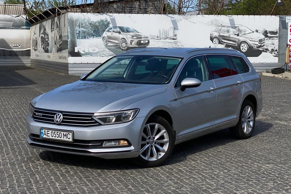 Продам Volkswagen Passat B7 2015 года в Днепре