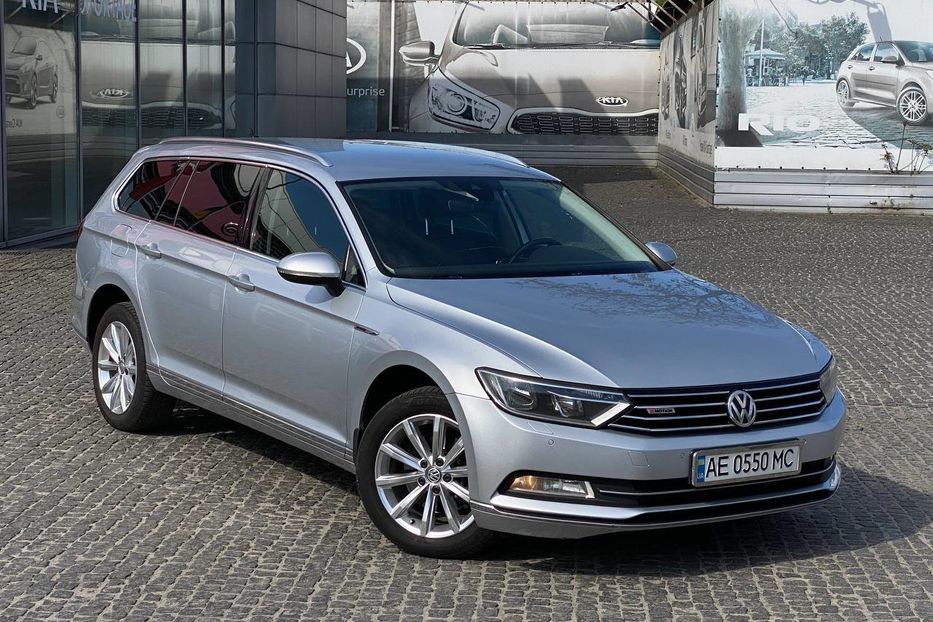 Продам Volkswagen Passat B7 2015 года в Днепре