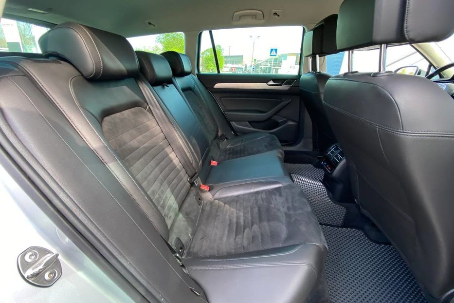Продам Volkswagen Passat B7 2015 года в Днепре