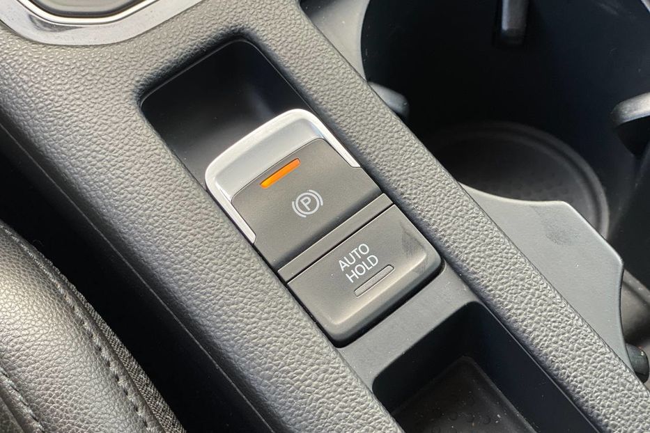 Продам Volkswagen Passat B7 2015 года в Днепре