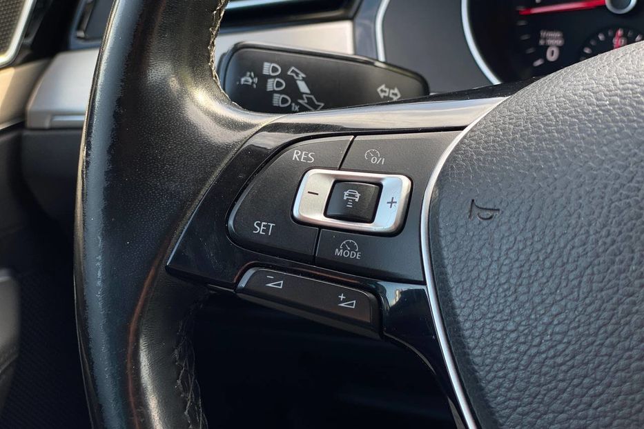 Продам Volkswagen Passat B7 2015 года в Днепре
