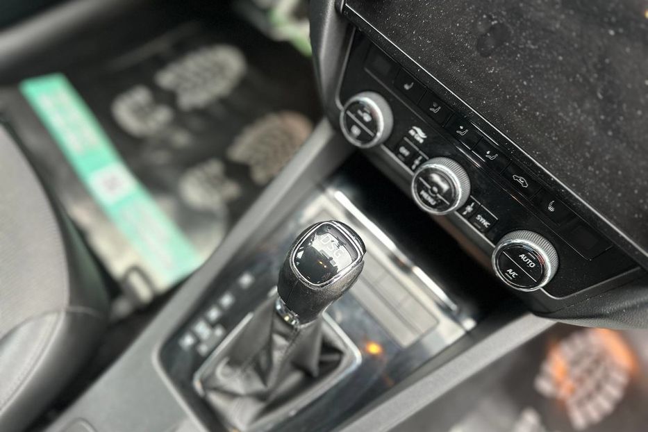 Продам Skoda Octavia 2018 года в Черновцах