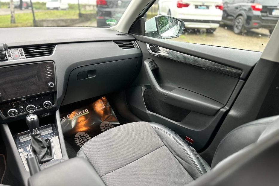 Продам Skoda Octavia 2018 года в Черновцах