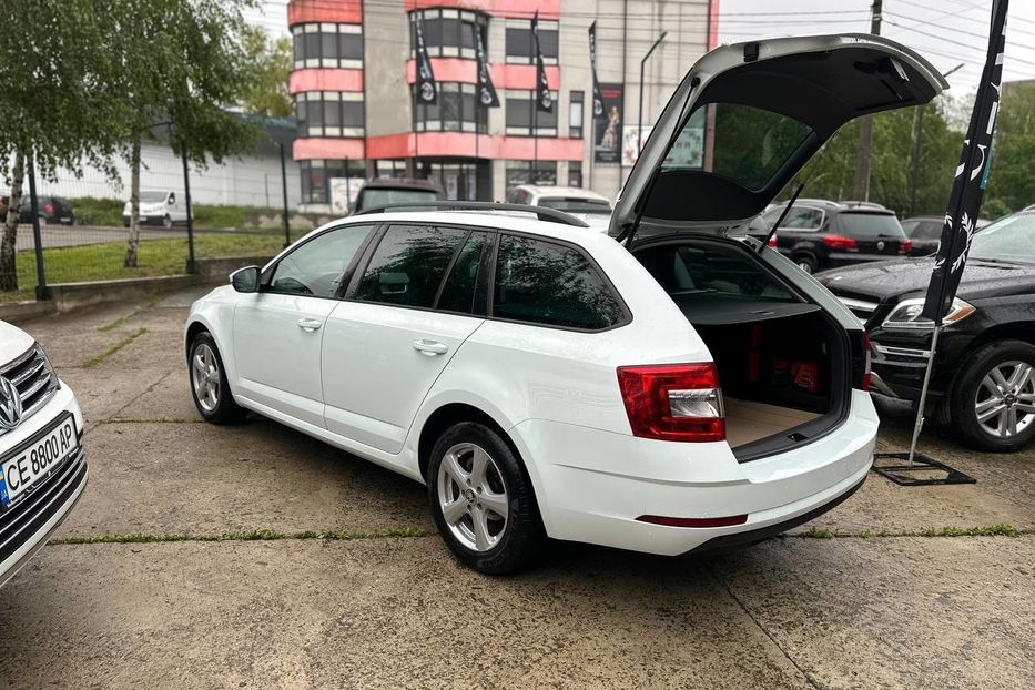 Продам Skoda Octavia 2018 года в Черновцах